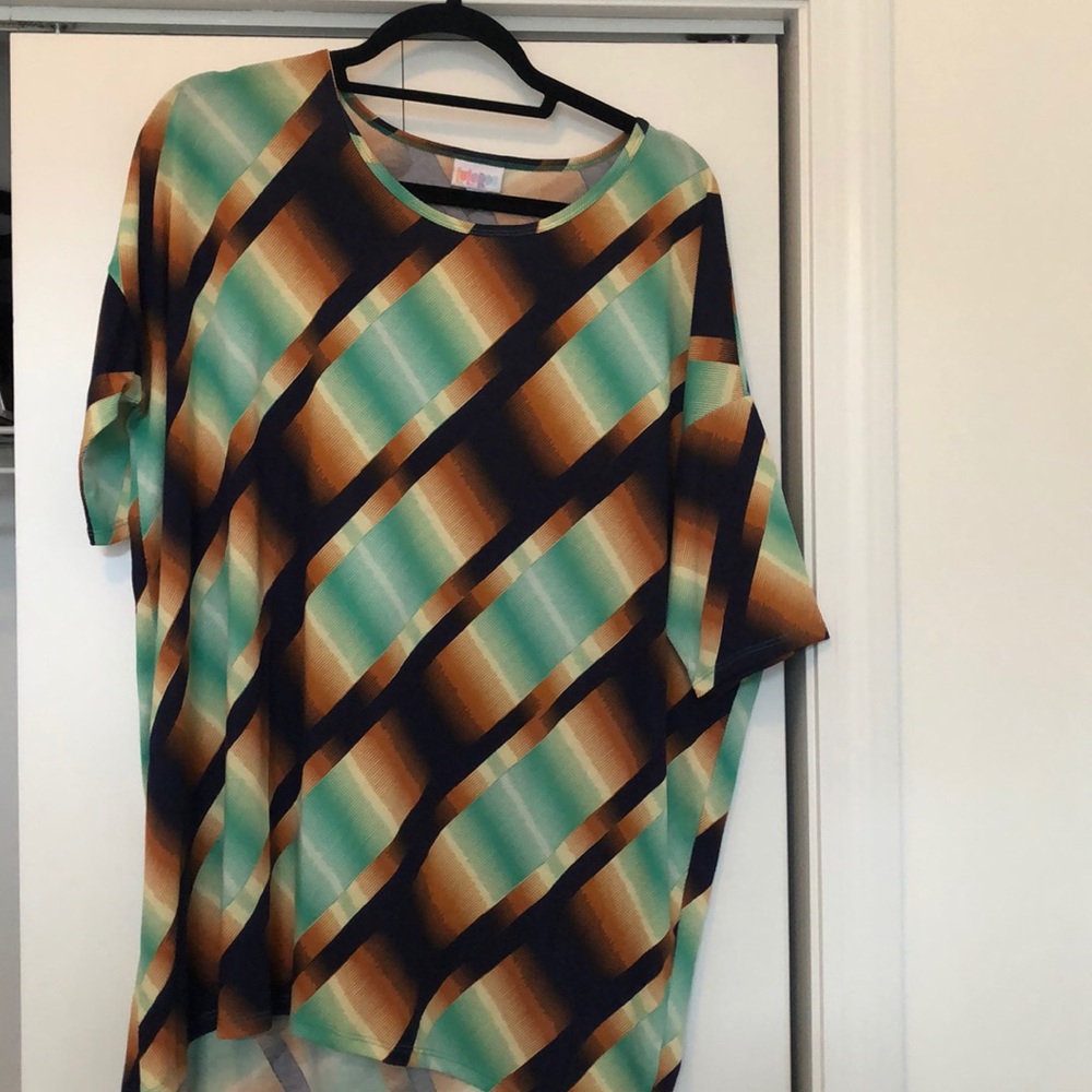 LulaRoe top